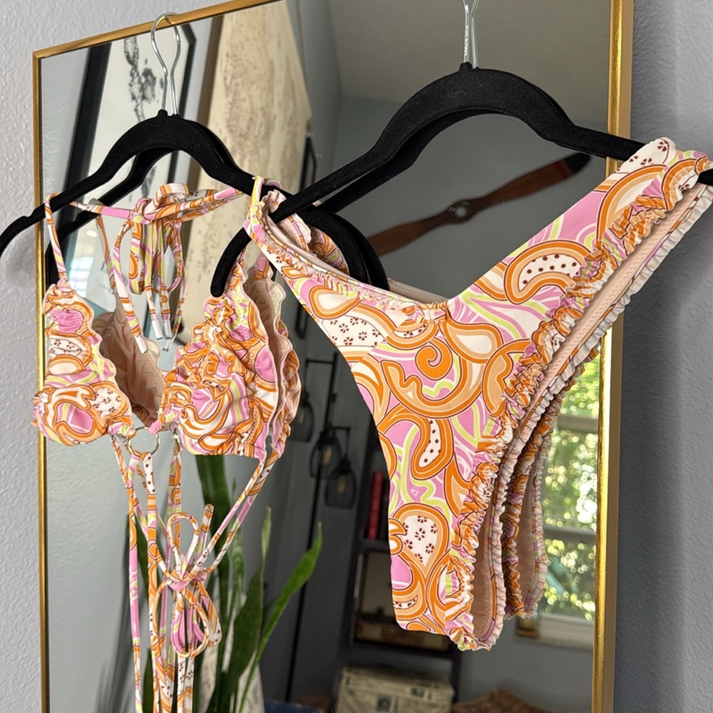Blackbough Colorful Paisley Bikini Set medium - Picture 4 of 6